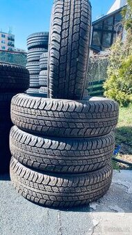 225/70R17C Dunlop