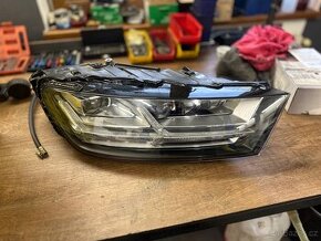 4M0941036 světlomet Matrix Audi Q7