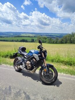 Honda CB 650R ČR 2022 6 tkm
