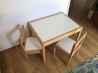 Dětský stul a 2 židle Ikea