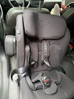Autosedačka Axkid Movekid