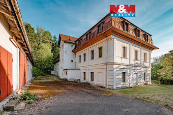 Prodej komerčního a bytového domu, Nové Město nad Metují