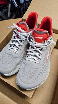 Altra Torin 7