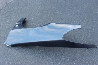 blatník Peugeot 607