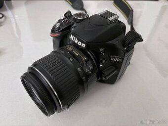 Digitální zrcadlovka Nikon d3200 s příslušenstvím