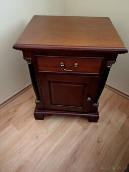 komoda se šuplíkem