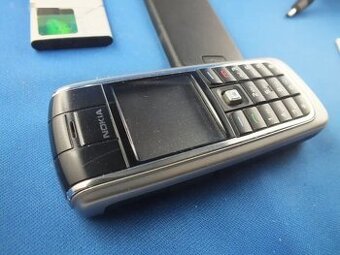 Rarita uplně nová Nokia 6021