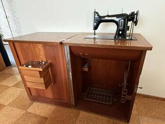 Šicí stroj po babičce zn. Minerva
