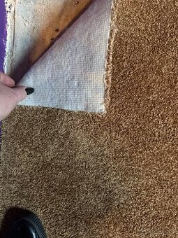 VELMI ZACHOVALÝ KOBEREC