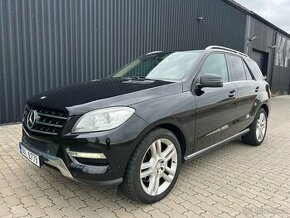 MERCEDES BENZ ML350, 2012, pravidelný servis, bez investic