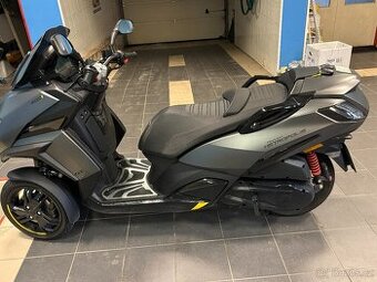 Prodám Pegueot Metropolis 400