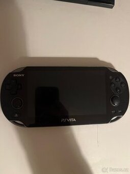 Ps Vita s Nabíjecím káblem