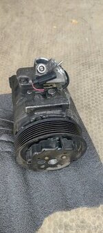 Kompresor klimatizace Mercedes C200k W203