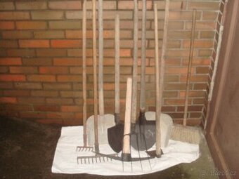 Nářadí na stavbu.