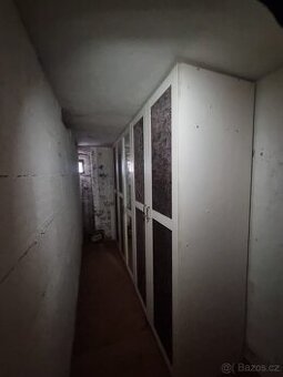 Velká šatní skříň