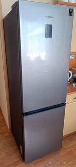 Kombinovaná lednice Samsung s mrazákem dole