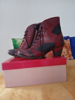 Prodám dámské kožené zimní boty.