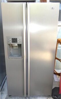 Americká Lednice lg s ledovačem