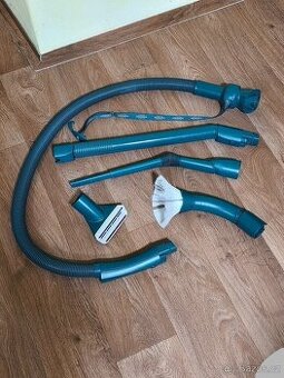 Prodám originál příslušenství k vysavači VORWERK..