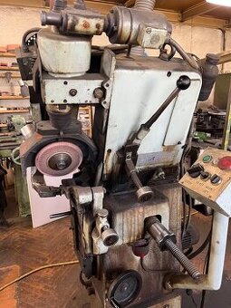 Bruska pilových kotoučů H.S.