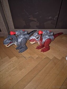 Nová hračka Dinosauři chodí, svítí, střílí