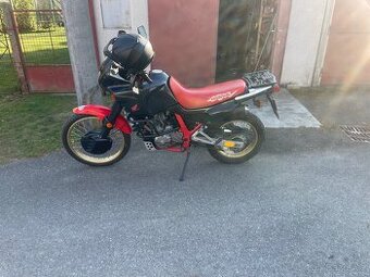 Honda nx 650 dominátor