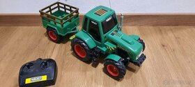 Rc traktor NIKKO s vlečkou