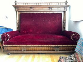 Starožitný gauč