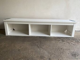IKEA Hemnes police- bíl. mořidlo