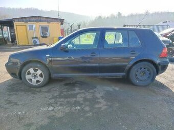 VW Golf č. 22918