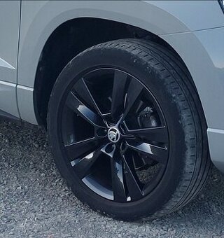 Alu kola 18" orig Škoda Karoq TOP STAV