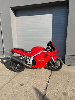 Triumph daytona t595 955 - 1