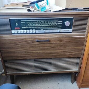 Retro gramofon+rádio - 1