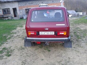 Lada Niva 2121 1,6 benzin a LPG