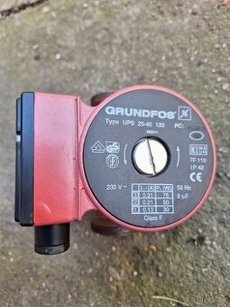Čerpadlo GRUNDFOS UPS 25-40 130