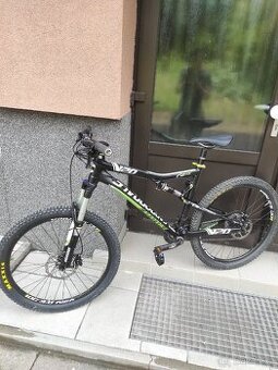 Cannondale (L) celoodpružené horské kolo 26
