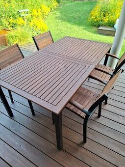 Prodám dreveny zahradni set (rozkl.stul + 8 zidli)
