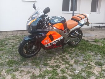 Honda CBR 900RR fireblade 2x