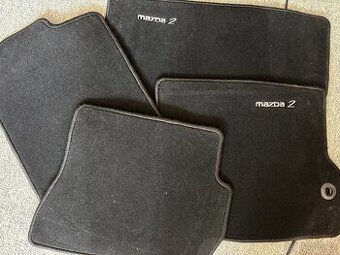 Originální koberce do auta Mazda 2