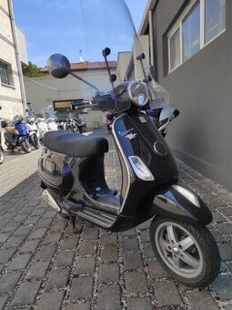 Vespa LX 125 (2009) pěkný stav, plexi, 28 tis.km