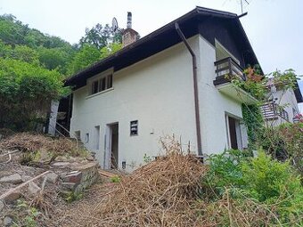 Prodej rodinného domu s krásným výhledem na Labské údolí