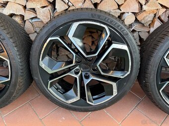 Škoda RS kola 4 Altair + zimni Michelin 225/35 R19
