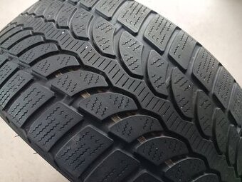 225/40 R18 BRIDGESTONE (1918).