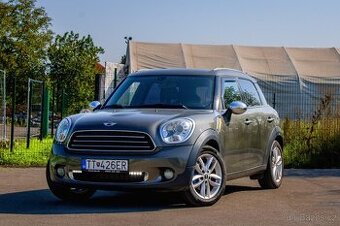 Mini Cooper D Countryman ALL4 A/T / AJ NA SPLÁTKY /