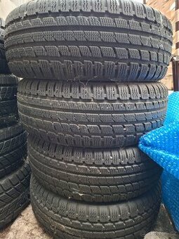 Zimni pneu KUMHO 205/55 R17 dot16
