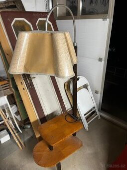 Retro lampa halabala