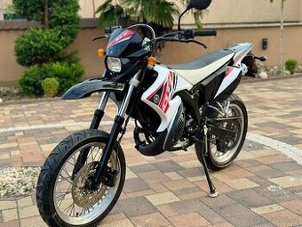 Yamaha DT 50 SUPERMOTO
