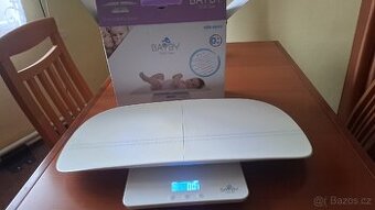 Novorozenecká váha