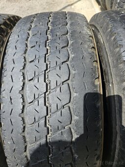 Letní dodavkové pneu 235/65R16C Bridgestone