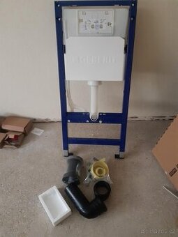 Zavesnakonstrukce na WC geberit